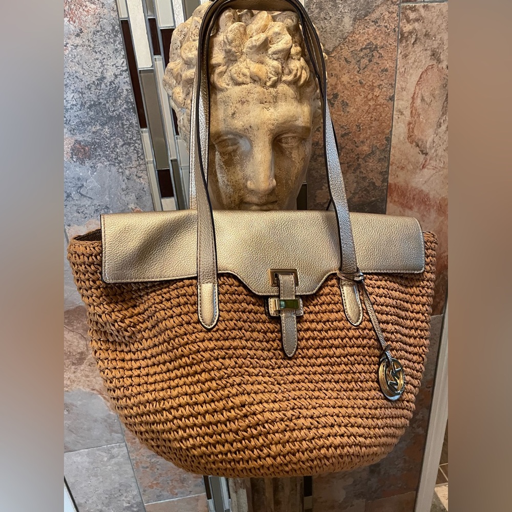 Michael KORS  Shoulder Bag